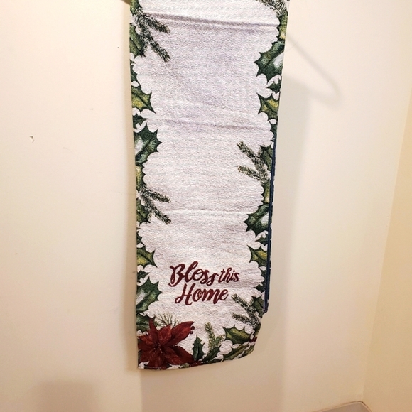 Christmas Table runner table cloth - Picture 1 of 8